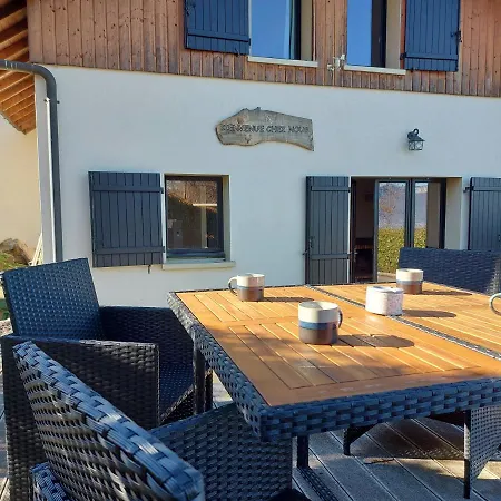 Holiday home D'annecy Chalet: Mountain View Retreat With Terrace And Garden