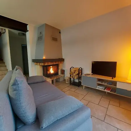 Holiday home D'annecy Chalet: Mountain View Retreat With Terrace And Garden *